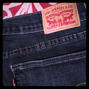 Levi’s 524 Skinny dark jean